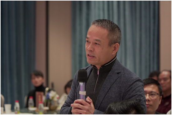 海南画王文华传播有限公司董事长陈润。符敦孝摄